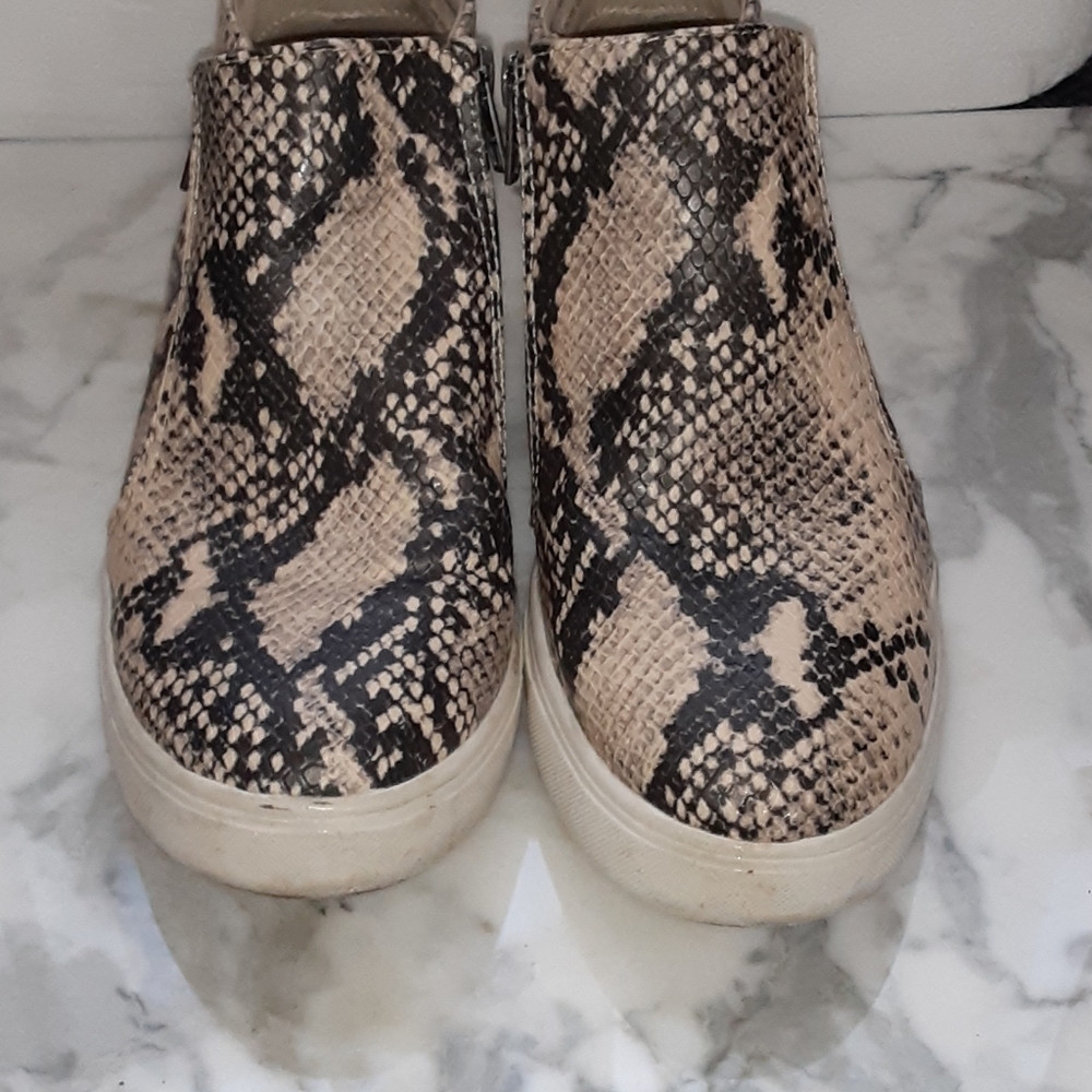 Snakeskin booties - Picture 3 of 6